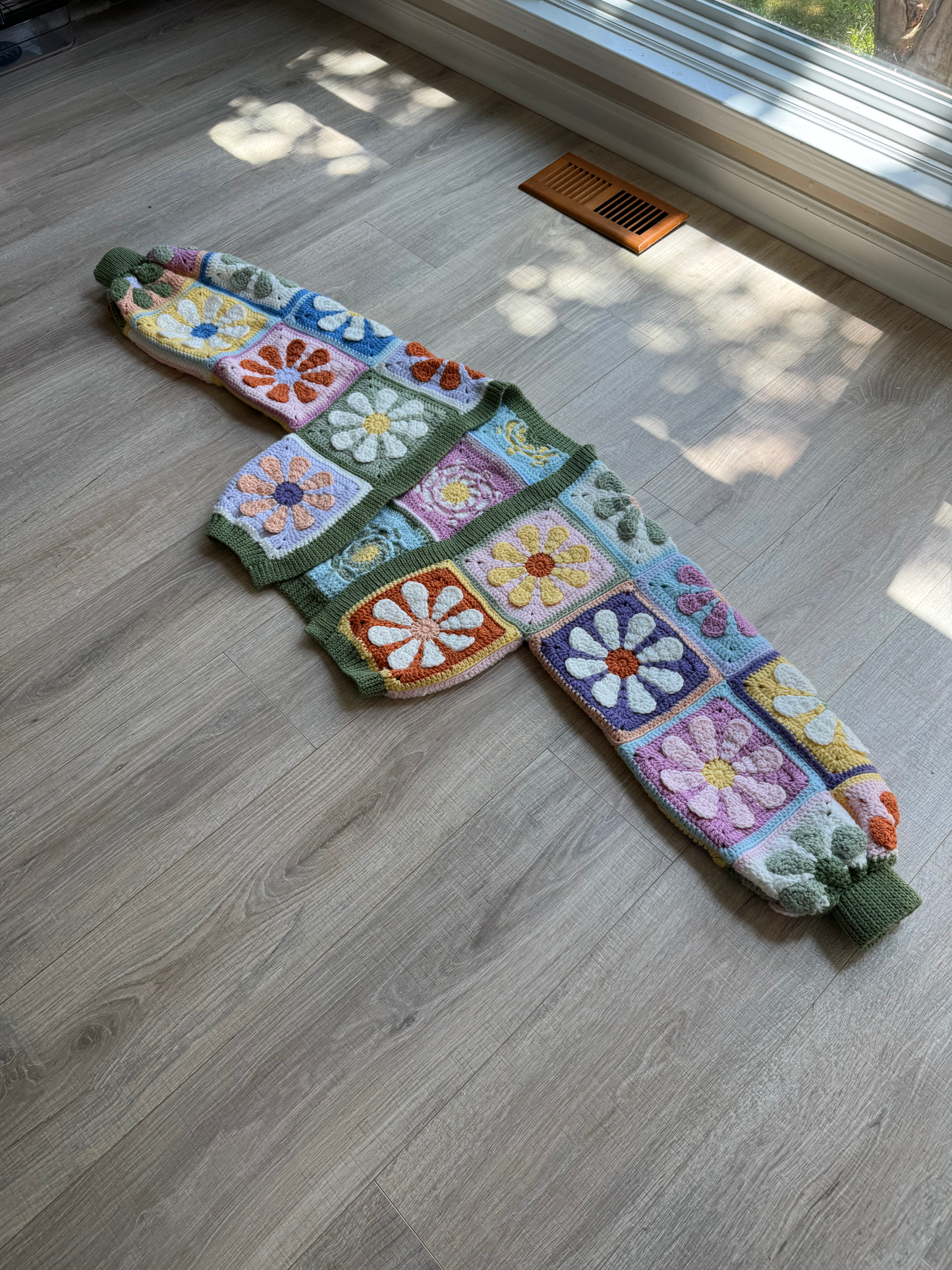 Mystery Retro Daisy Granny Square Cardigan Crochet Pattern