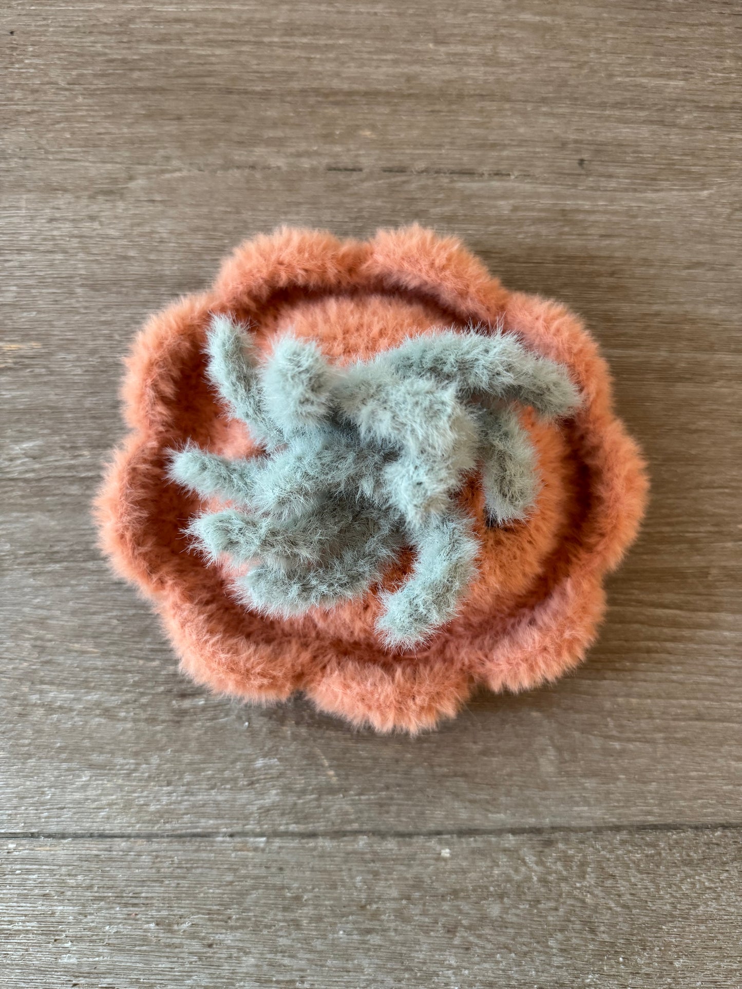 No-Sew Fuzzy Carrot Hat Crochet Pattern