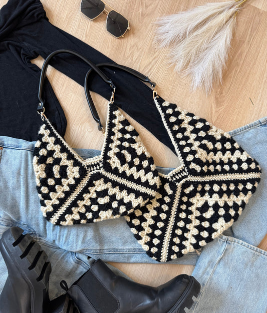 Granny Square Triangle Bag Crochet Pattern | Small, Medium & Large Sizes | Beginner Friendly Tote | PDF + Full Video Tutorial